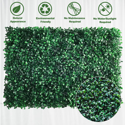 Green Vertical Artificial Plant Wall Fire Retardant No Smell Custom